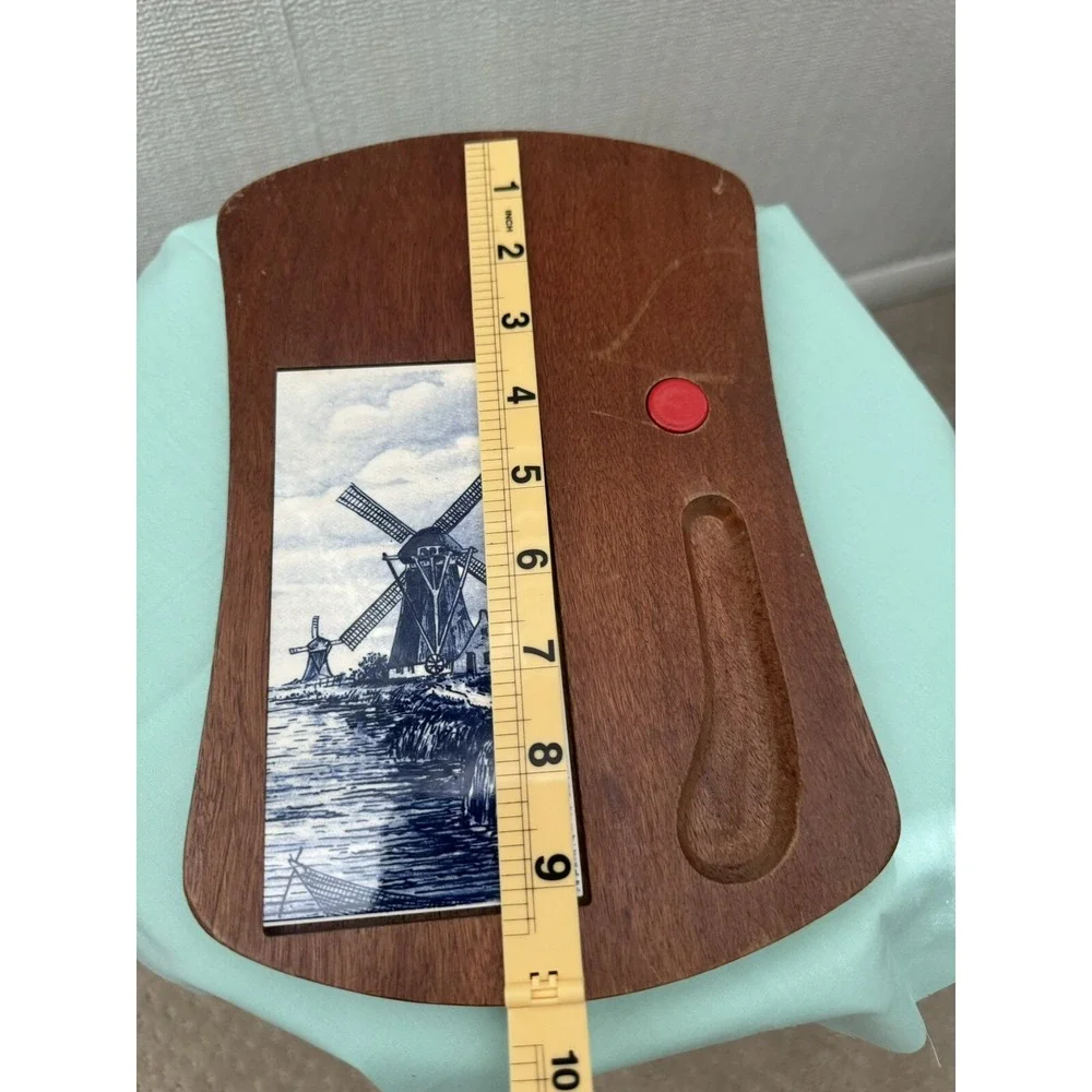 Dutch Windmill Vintage Blue & White Ceramic Tile & Wooden Surround Cheese Board